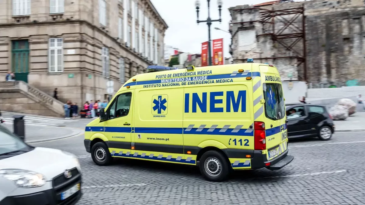 Como funciona a chamada de emergências para o 112 (Portugal/UE) e 192 (Brasil)?